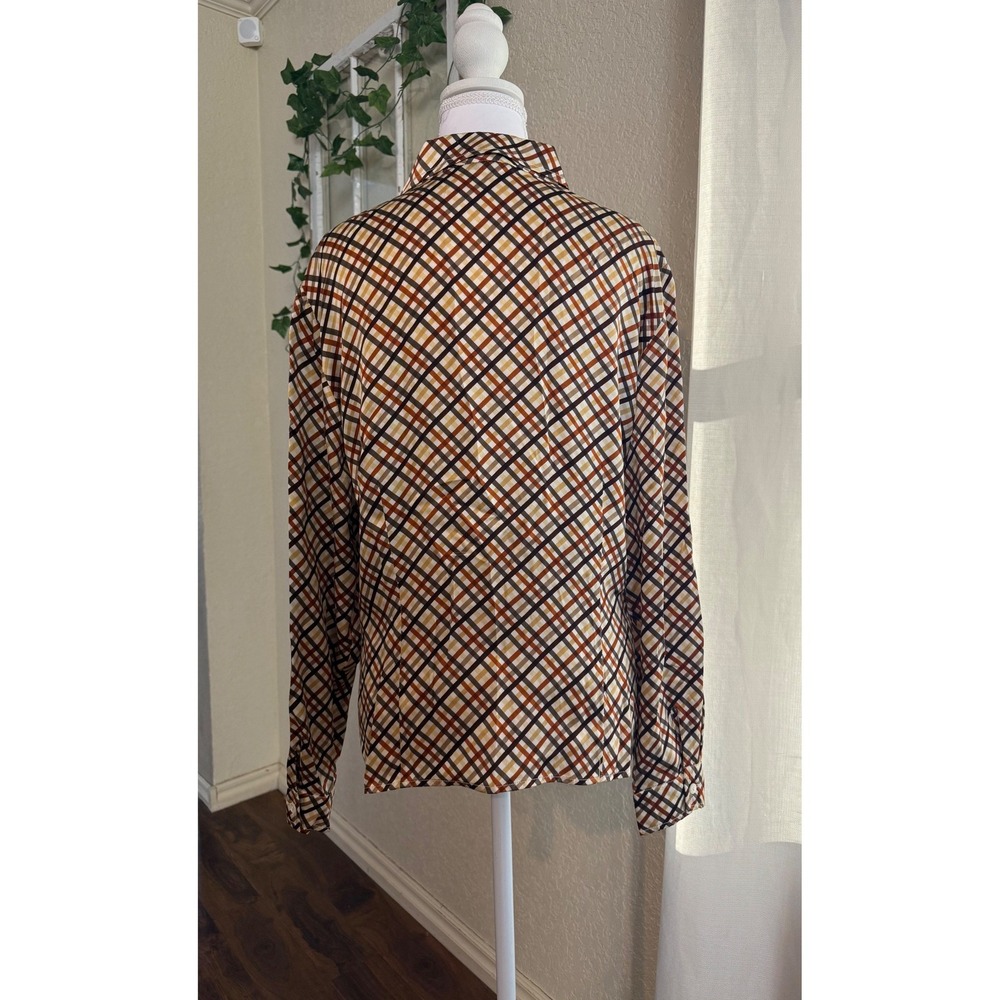 VTG Harold's 10 Women Button Up 100% Silk Striped Shirt Retro Style 90s Silky - Picture 3 of 7
